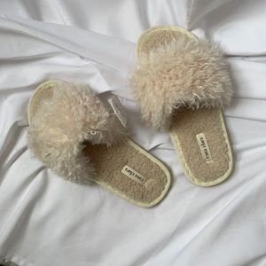 Casa Clara Slippers